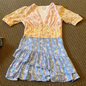Francesca’s short sleeve Floral dress
